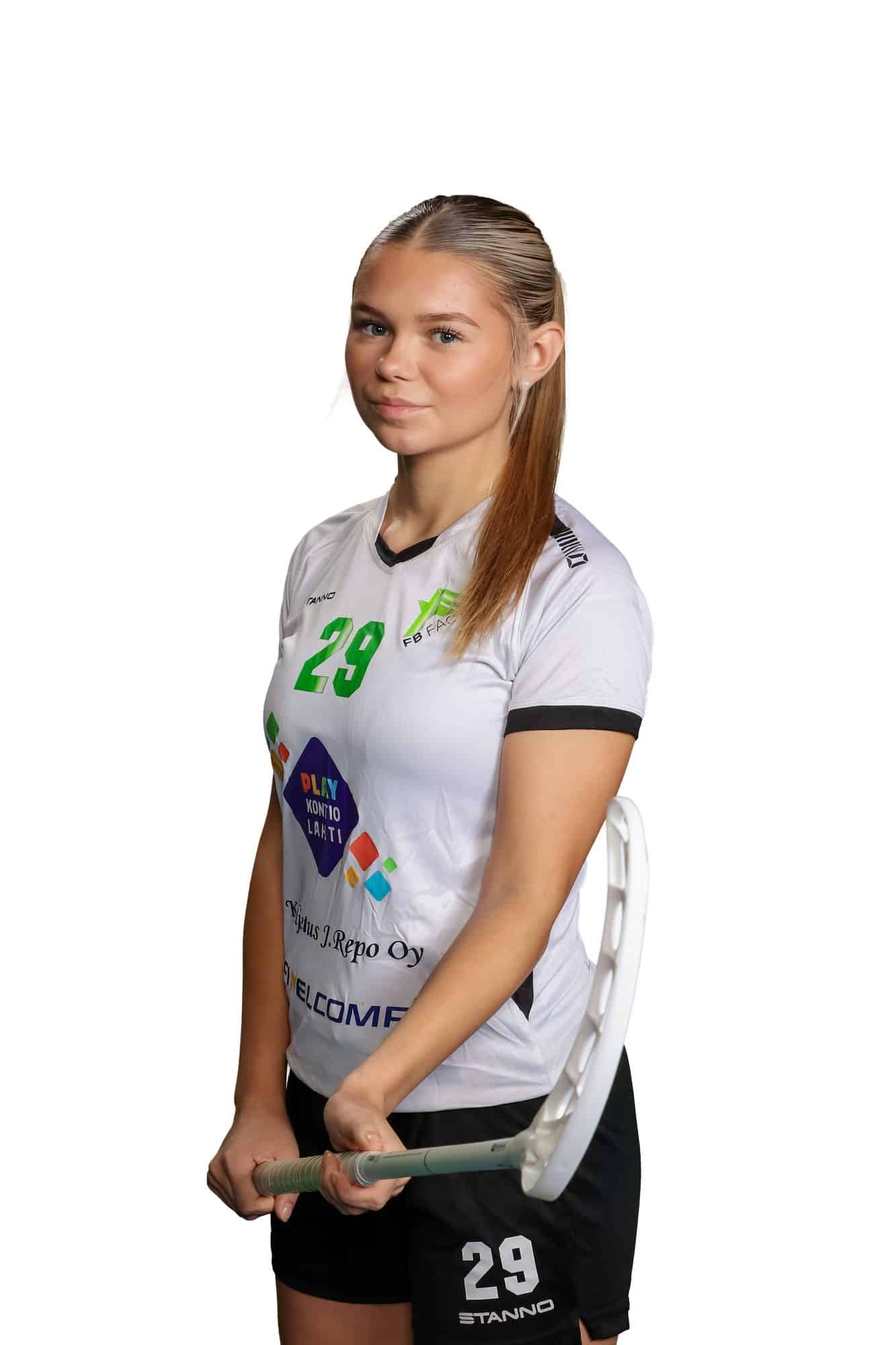 #29 Neea Ryynänen