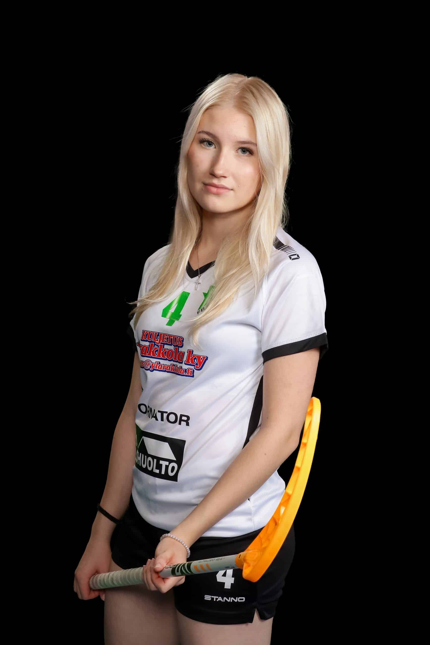 #4 Kiia Hirvonen