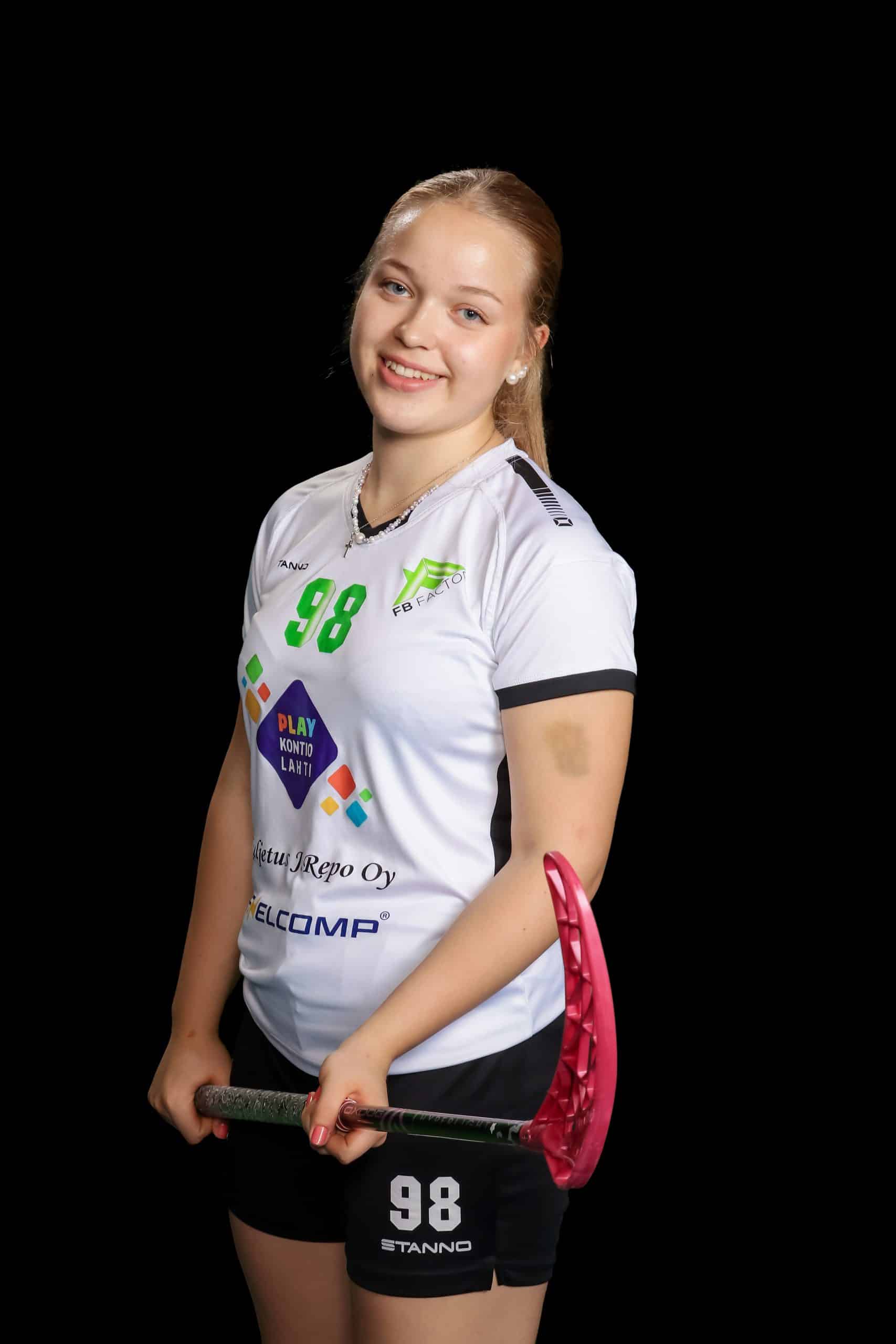 #98 Elsa Kivivuori