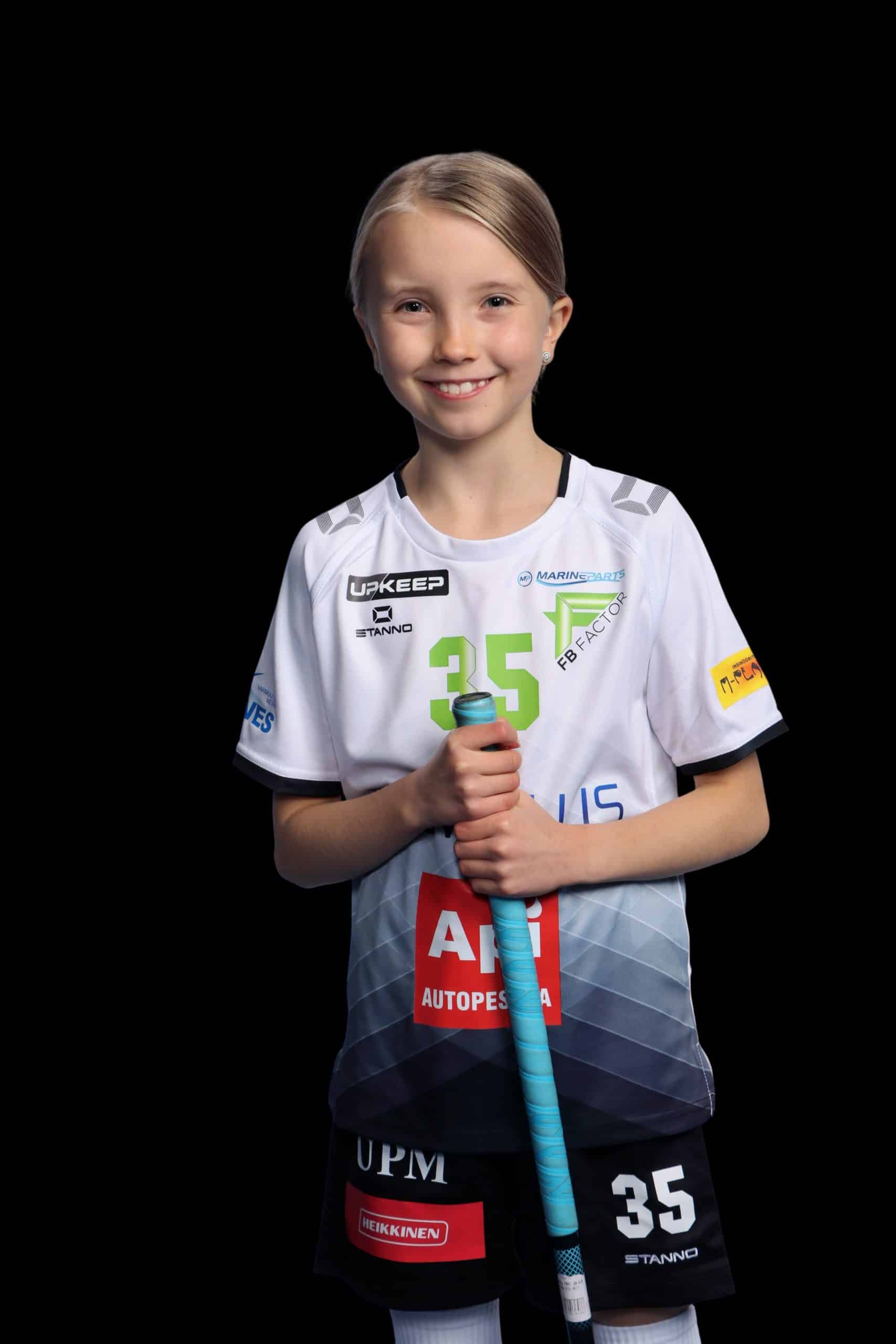 #35 Emilia Kemppainen