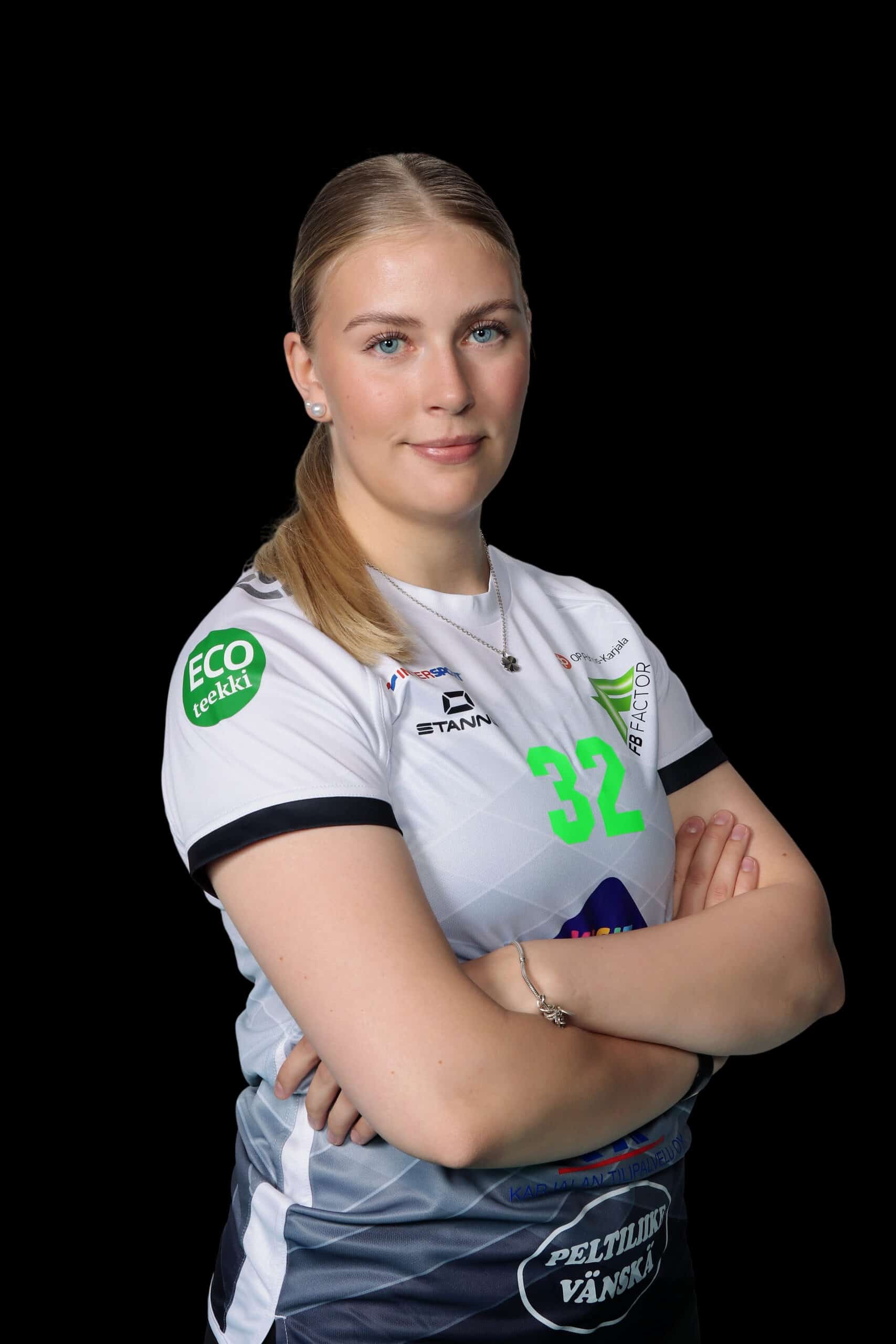 #32 Emma Louhi