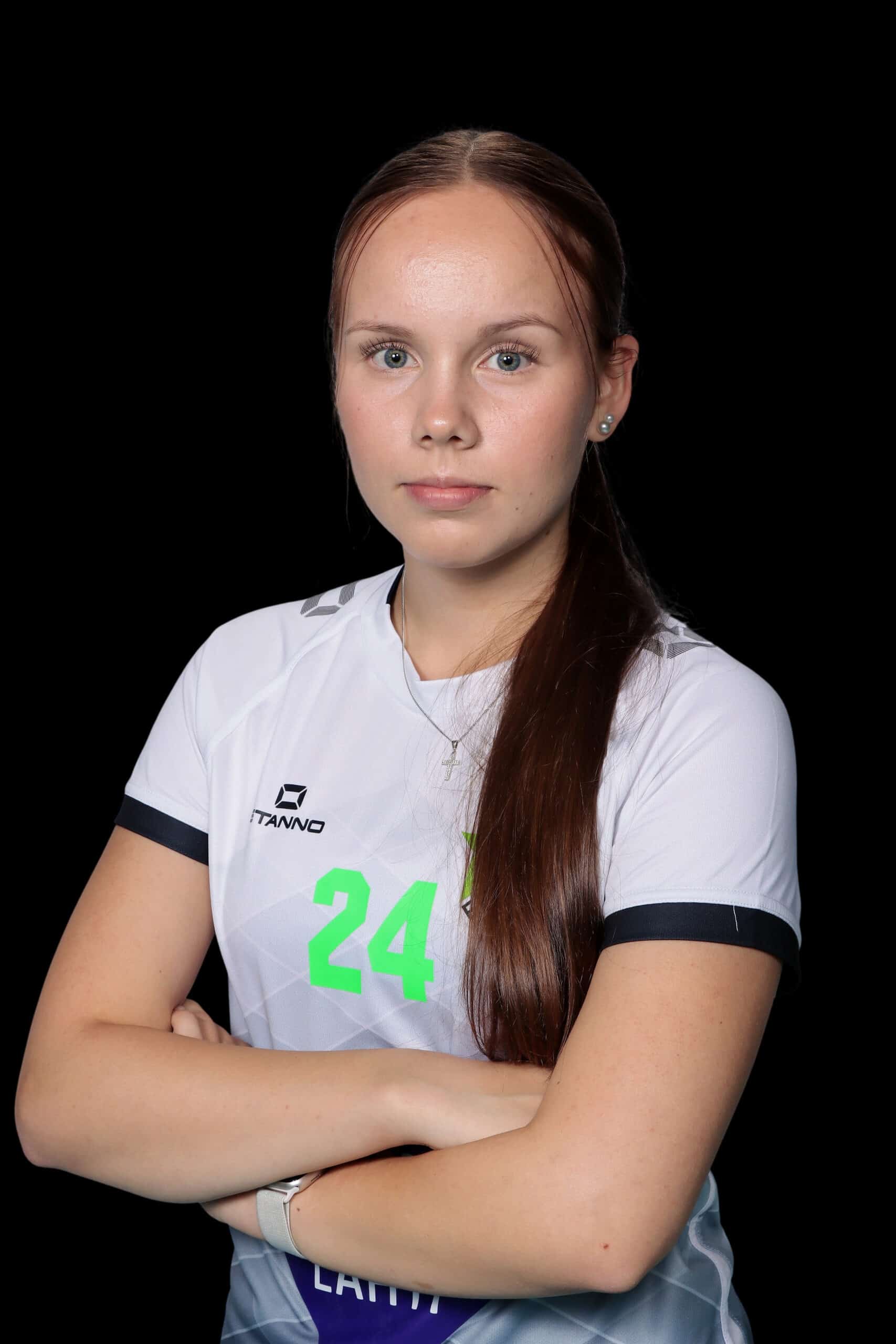#24 Jatta Hirvonen